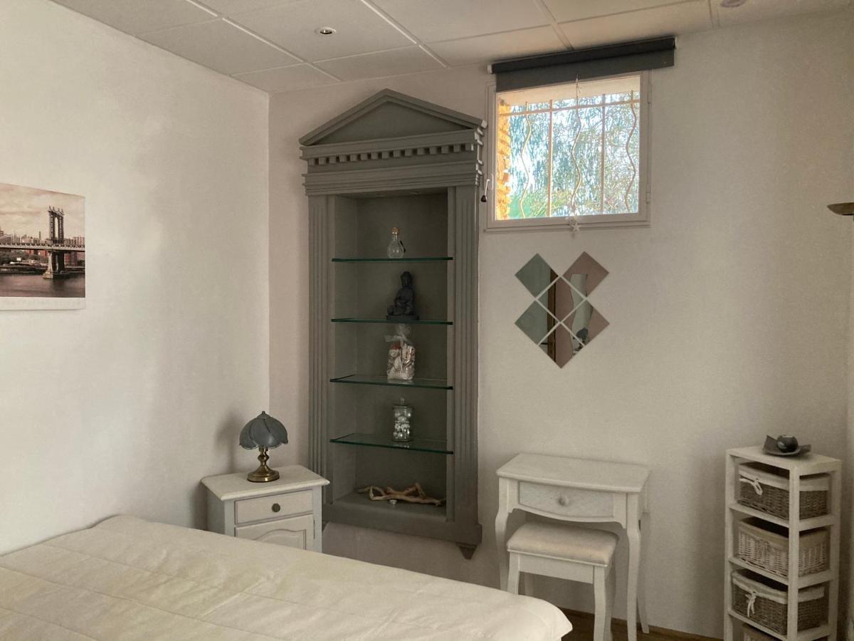 Gite Comme A La Maison Hyeres Exterior photo