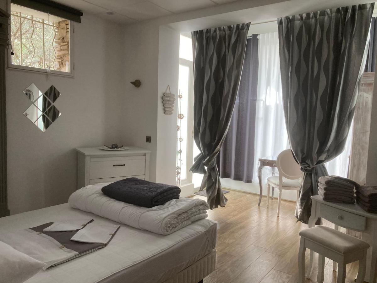 Gite Comme A La Maison Hyeres Exterior photo